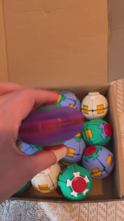 Döndürgeç Sürpriz Kutu - Yeni Nesil Fidget Odaklanma Oyuncağı Rastgele Sürpriz Renk (Blind Box)